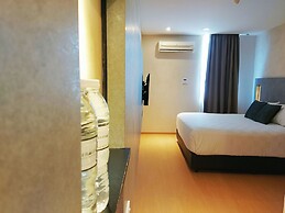 The Leverage Business Hotel Mergong