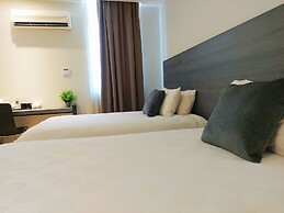 The Leverage Business Hotel Mergong