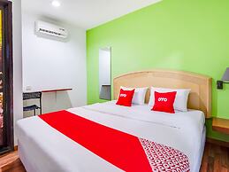 OYO 89652 Bjorn Boutique Hotel