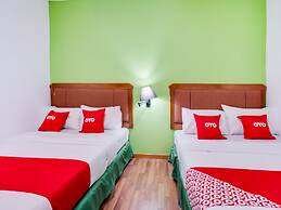 OYO 89652 Bjorn Boutique Hotel