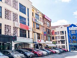 OYO 89652 Bjorn Boutique Hotel