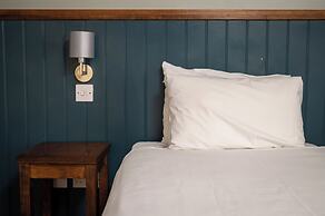 Cocked Hat Hotel by Greene Kings Inns