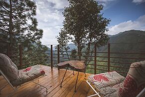Seclude Ramgarh, Cliff's Edge