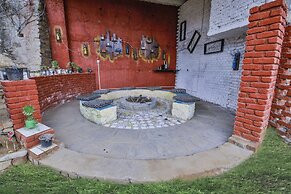 Seclude Ramgarh, Cliff's Edge