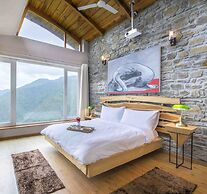 Seclude Ramgarh, Cliff's Edge