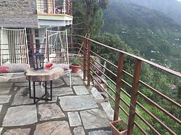 Seclude Ramgarh, Cliff's Edge