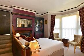 Inn at Cheltenham Parade