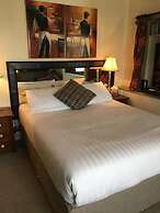 Inn at Cheltenham Parade