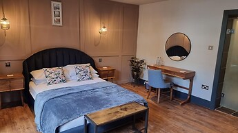 Inn at Cheltenham Parade