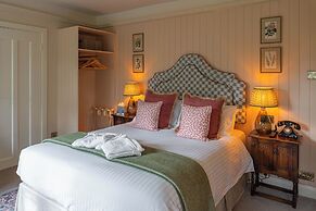 Stone House Hotel