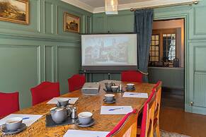 Stone House Hotel