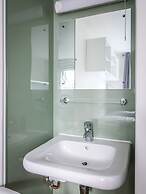 LSE Carr-Saunders Hall - Campus Accommodation