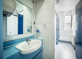 LSE Carr-Saunders Hall - Campus Accommodation