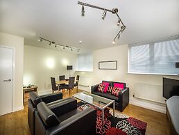 LSE Carr-Saunders Hall - Campus Accommodation