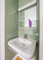 LSE Carr-Saunders Hall - Campus Accommodation