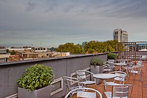 LSE Carr-Saunders Hall - Campus Accommodation