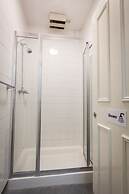 LSE Passfield Hall - Campus Accommodation