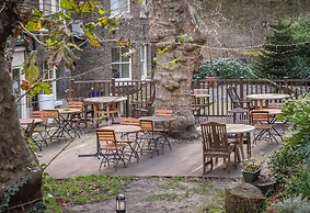 LSE Passfield Hall - Campus Accommodation