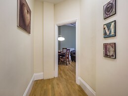 LSE Passfield Hall - Campus Accommodation