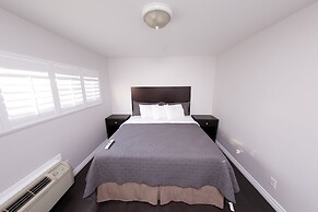 Metropolitan Inn & Suites