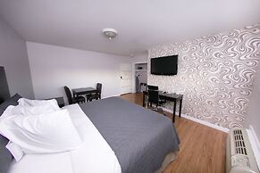 Metropolitan Inn & Suites