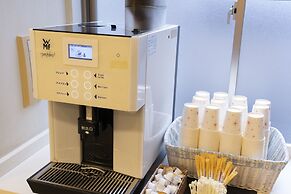 Hotel Econo Tsu Station