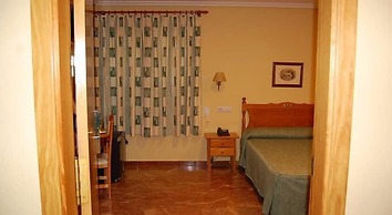 Albohera Playa hotel by Belvilla Resorts