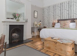 Ravenhurst Bed and Breakfast