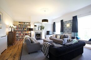 Ravenhurst Bed and Breakfast