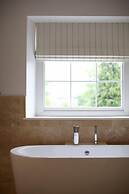 Ravenhurst Bed and Breakfast