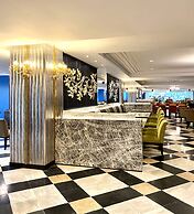 Krungsri River Hotel