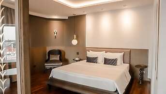 Krungsri River Hotel