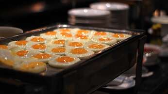 Krungsri River Hotel