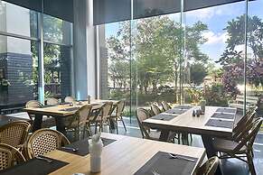 Krungsri River Hotel