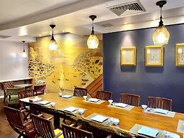 Krungsri River Hotel