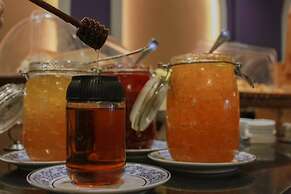 Krungsri River Hotel