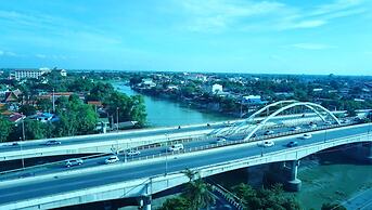 Krungsri River Hotel