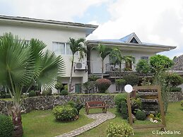 Emiramona Garden Hotel