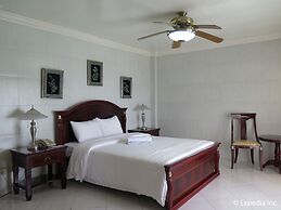 Emiramona Garden Hotel