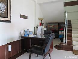 Emiramona Garden Hotel