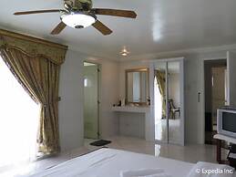 Emiramona Garden Hotel