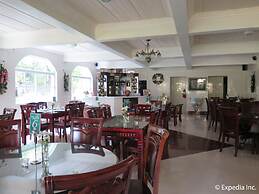 Emiramona Garden Hotel