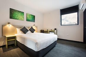 Nightcap at St Albans Hotel