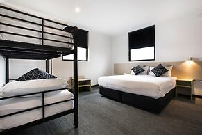 Nightcap at St Albans Hotel