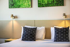 Nightcap at St Albans Hotel