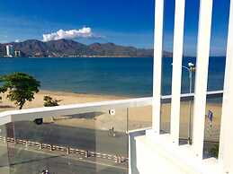 La Mer Hotel Nha Trang