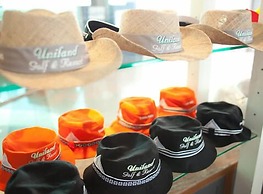 Uniland Golf & Resort