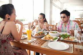 Uniland Golf & Resort