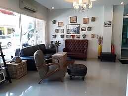 S2S Queen Trang Hotel