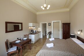 Old Town - Dusni Apartments